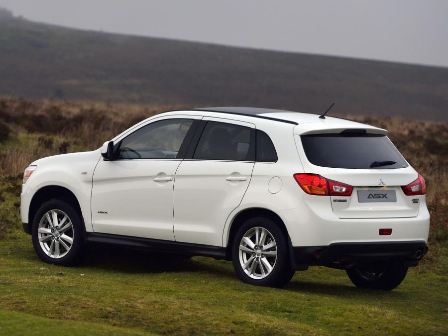  Mitsubishi ASX 4 2013 года  (UK) (фото 8 из 23)